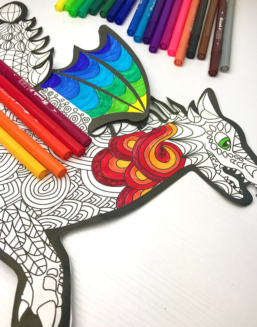 Brush & Line Markers with fire colors on the 3D Colorables Fantastic Dragon